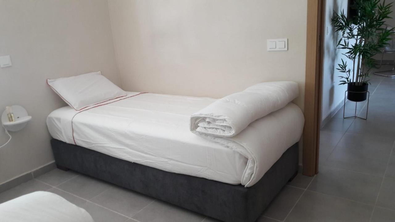Appart. Luxueux Avec Piscine, Cosy, Bien Situe Buznika Kültér fotó